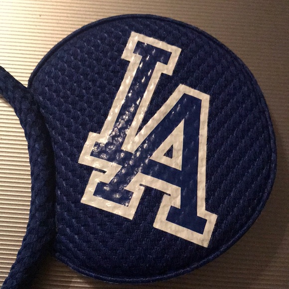 Dodger ears - Picture 3 of 4